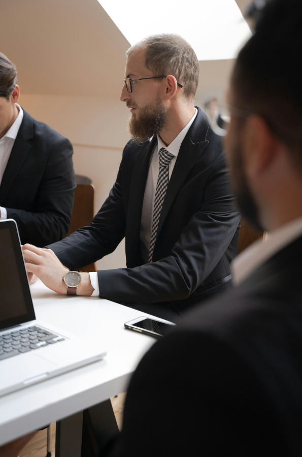 Short Course in Project Management vs. Full Certification: Which Is Right for You?